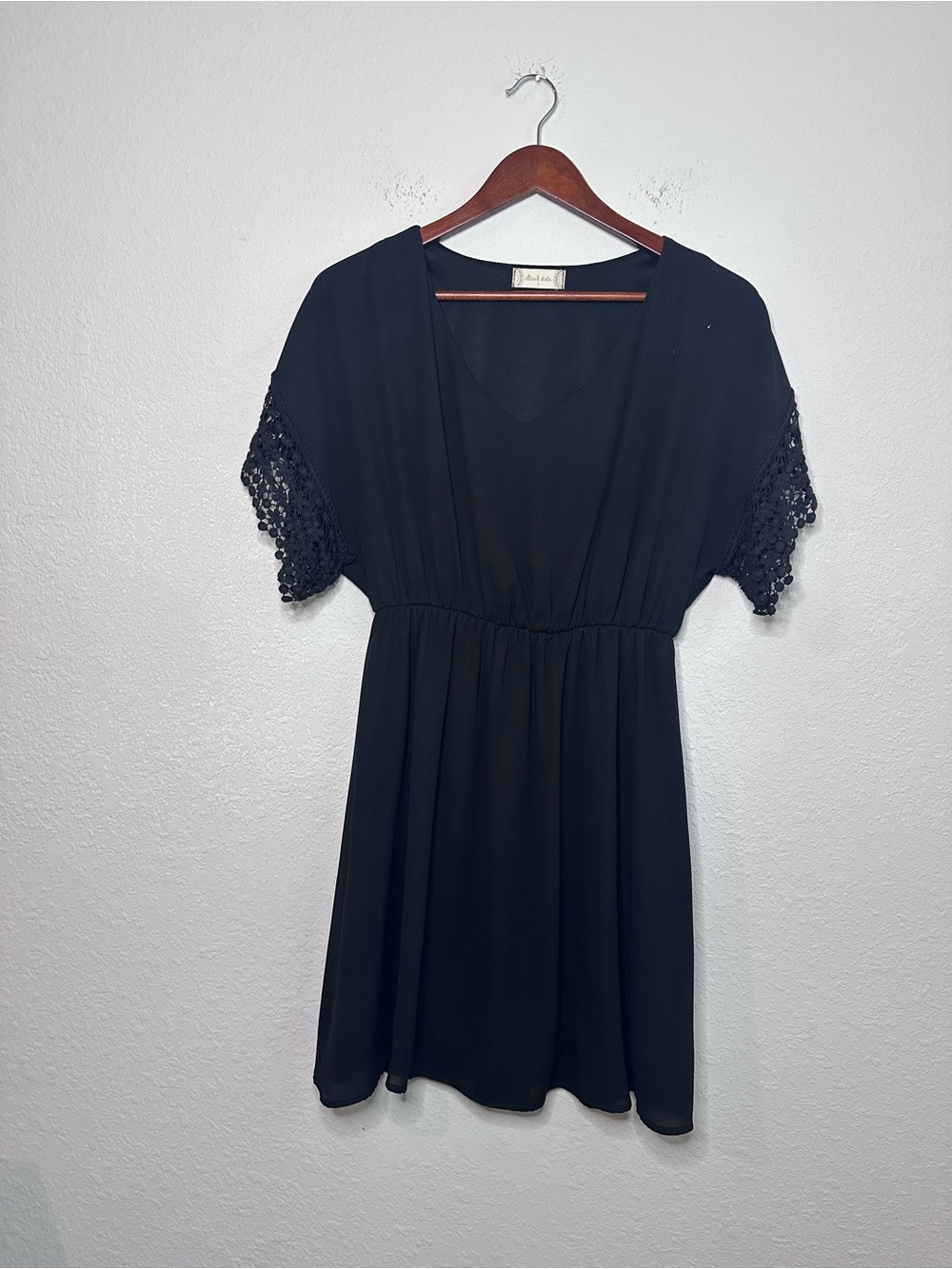 Altar’d State Black V-Neck Crochet Sleeve Dress Size Small